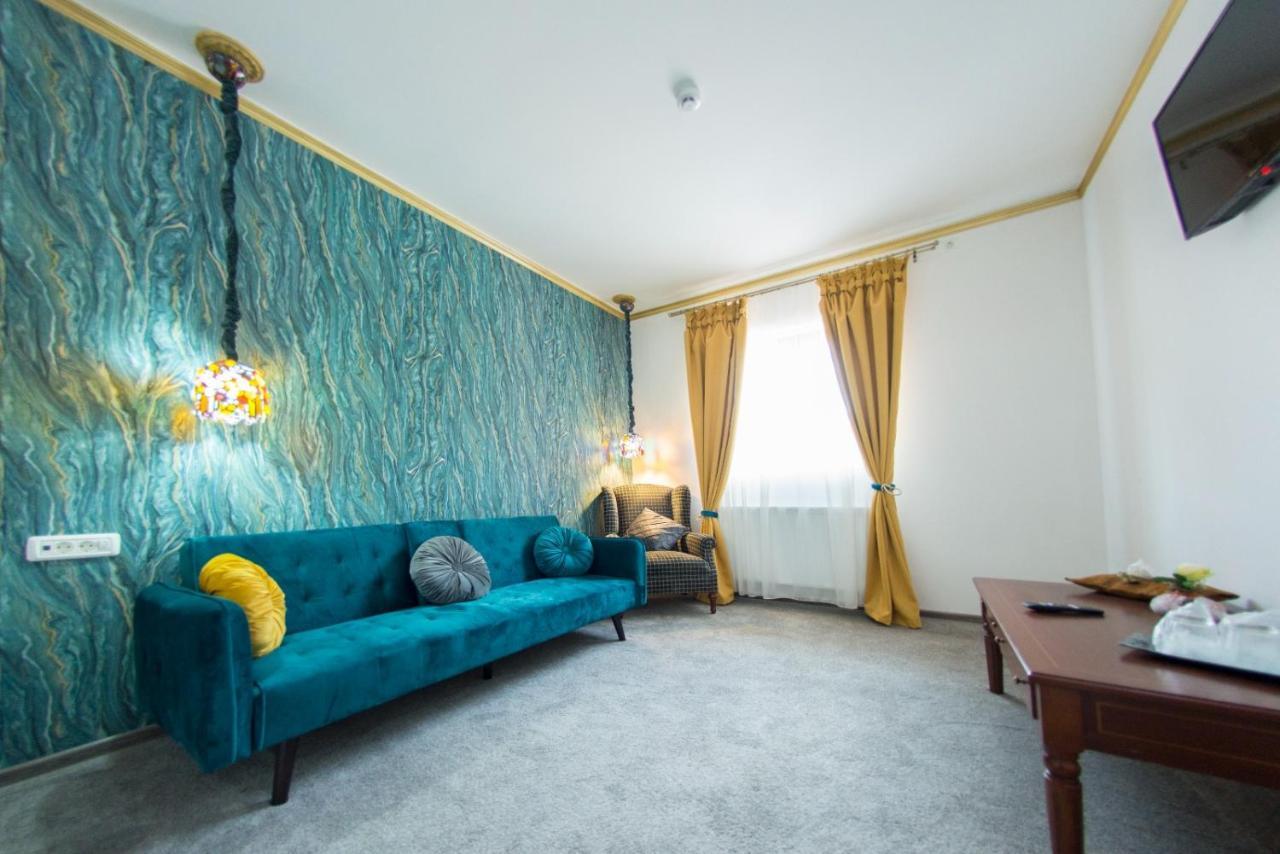 Voila Inn Predeal Bagian luar foto